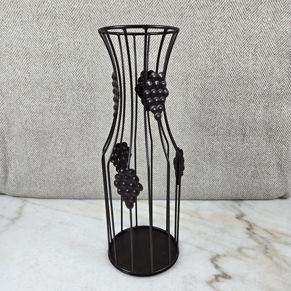 Black Metal Wire Wine Bottle Shaped Cork Storage Cage Holder Grape Clusters